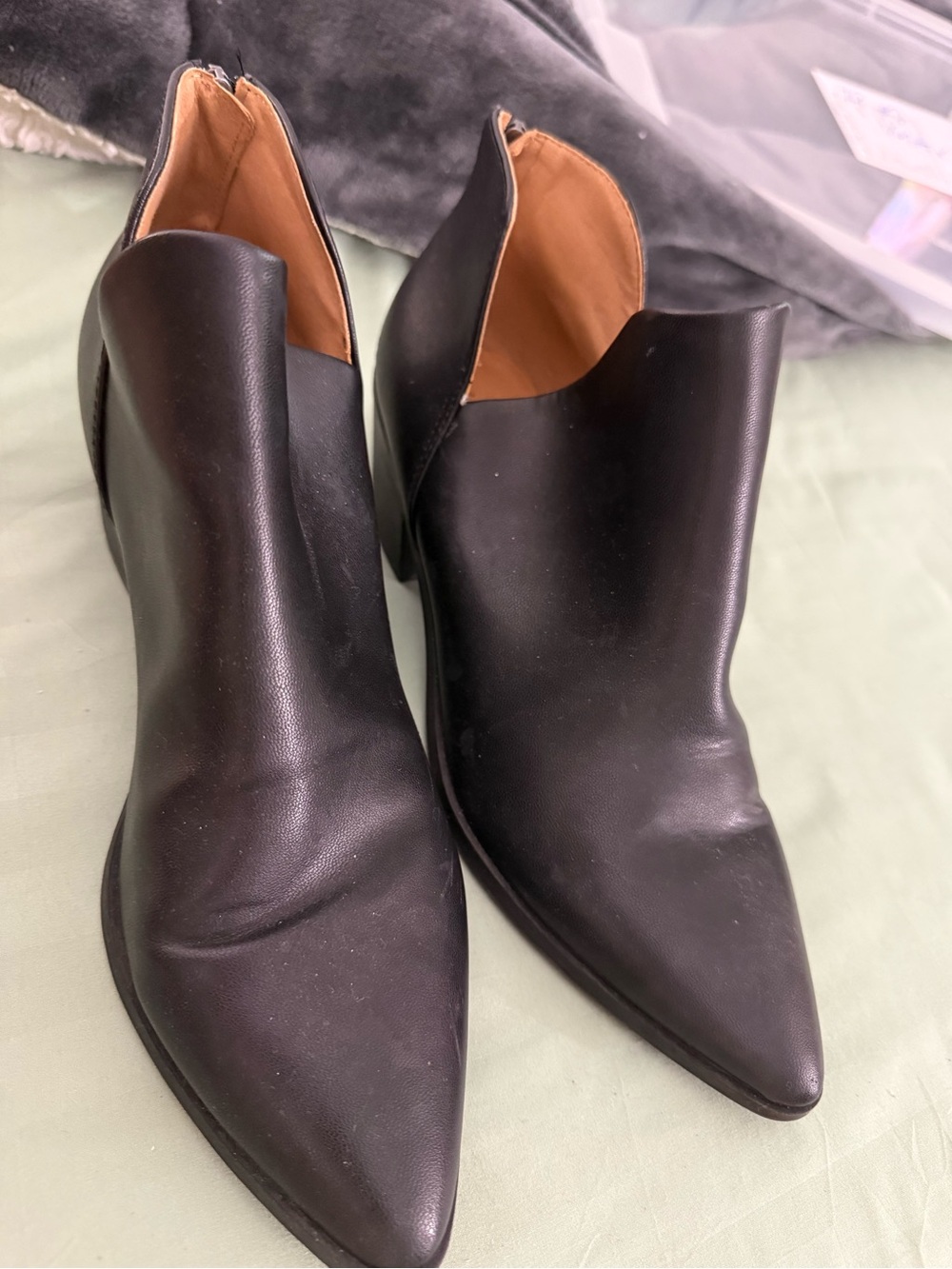 Women’s Black Pointed Toe Ankle Boots